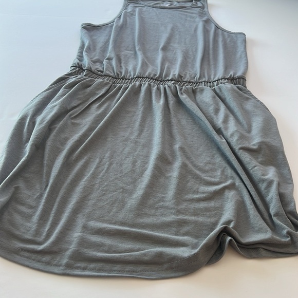 TEK GEAR DRYTEK ATHLETIC DRESS SZ MEDIUM gray - Picture 2 of 8